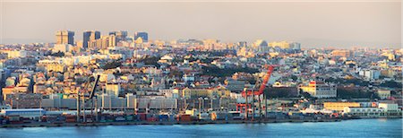 Large vue sur Lisbonne, Portugal Photographie de stock - Rights-Managed, Code: 862-03889087