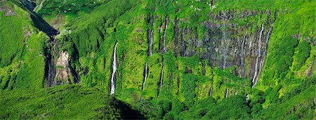 flores azores - Waterfalls at Faja Grande. Flores, Azores islands, Portugal Stock Photo - Rights-Managed, Code: 862-03889292