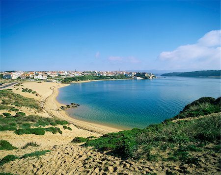 simsearch:862-06826141,k - Vila Nova de Milfontes, a famous beach on the Alentejo coastline, Portugal Stock Photo - Rights-Managed, Code: 862-03889326