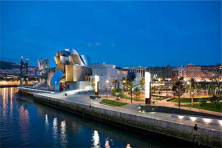 Guggenheim Museum, architect Frank O. Gehry, Bilbao, Basque Country, Spain Foto de stock - Con derechos protegidos, Código: 862-03889695