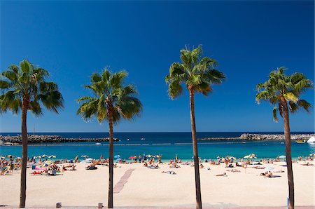 Playa Amadores, Puerto Rico, Gran Canaria, Iles Canaries, Espagne Photographie de stock - Rights-Managed, Code: 862-03889769