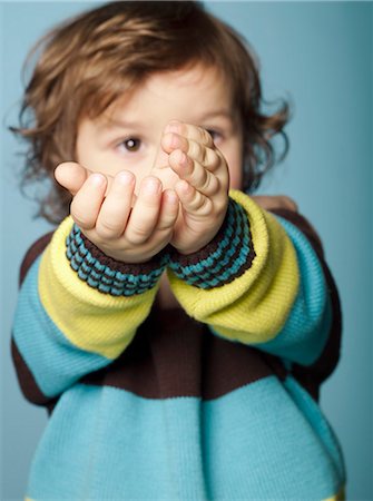 Little boy with hands outstretched Stock Photo - Rights-Managed, Code: 877-06834007