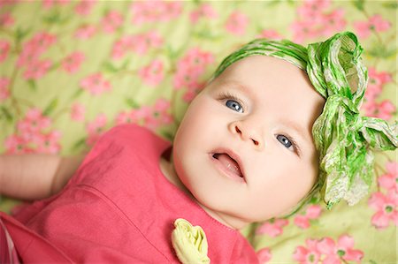 simsearch:877-06834718,k - Portrait of a baby girl Stock Photo - Rights-Managed, Code: 877-06832995