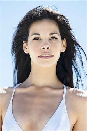 pretty - Brown-haired young woman on the beach, summer Stock Photo - Rights-Managed, Code: 877-06833008