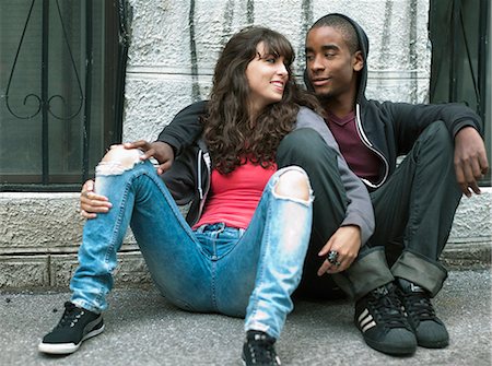 simsearch:877-06833900,k - Teenagers sitting in the street Stock Photo - Rights-Managed, Code: 877-06833987