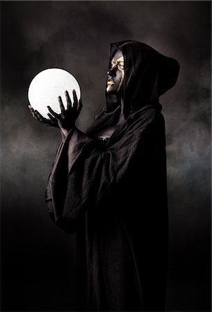 fortune telling - Witch Stock Photo - Rights-Managed, Code: 877-07460516