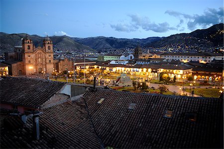 simsearch:877-08026499,k - Cuzco Cathedral and Plaza de Armas at dusk in Peru,South America Foto de stock - Con derechos protegidos, Código: 877-08026597