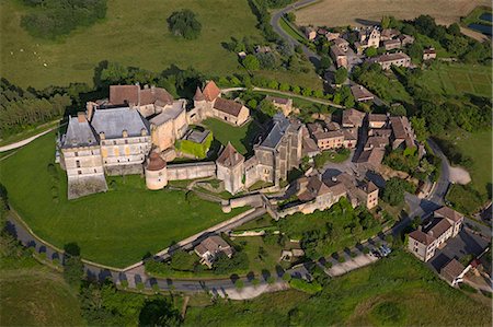 France, Dordogne (24), Biron village dominated by the castle twelfth century listed historical monument (aerial view) Stock Photo - Rights-Managed, Code: 877-08031219
