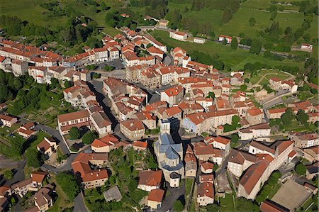 France, Haute-Loire (43), Village Pradelles labeled The Most Beautiful Villages of France (aerial photo) Photographie de stock - Rights-Managed, Code: 877-08031211