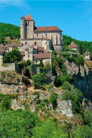 Europe, France, Lot,  general view of Saint Cirq Lapopie village Photographie de stock - Rights-Managed, Code: 877-08128134