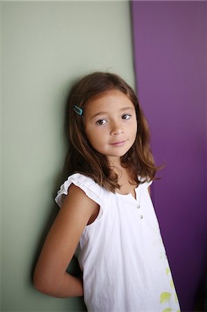 simsearch:877-08079160,k - Portrait of a 9 years old girl Foto de stock - Con derechos protegidos, Código: 877-08128932