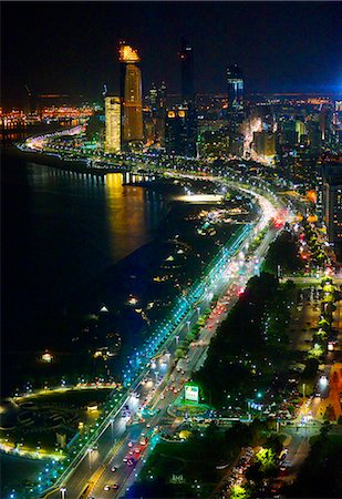 simsearch:877-08897929,k - United Arab Emirates, Abu Dhabi, aerial view of the ledge by night Stock Photo - Rights-Managed, Code: 877-08897890