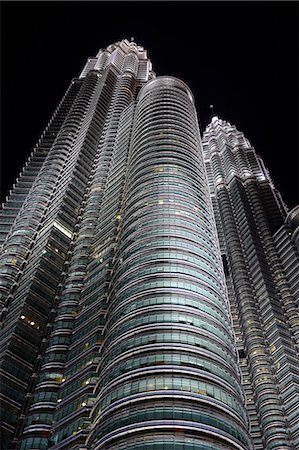 sky scrapers - South-East Asia, Malaysia, Kuala Lumpur, Petronas towers Photographie de stock - Rights-Managed, Code: 877-08897928