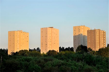 simsearch:877-08898428,k - France, Loire-Atlantique, housing buildings in Port-Boyer neighborhood reflecting in the Erdre river at sunset Stock Photo - Rights-Managed, Code: 877-08898104