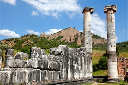 simsearch:877-08898182,k - Turkey, province of Manisa (east of Izmir), Sardes (Sart or Sardis), the Artemis temple site Foto de stock - Direito Controlado, Número: 877-08898148