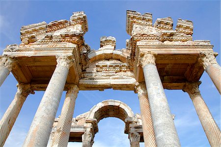 simsearch:877-08898182,k - Turkey, province of Aydin (Denizli area), Geyre, archeological site of Aphrodisias, the tetrapylon Stock Photo - Rights-Managed, Code: 877-08898142