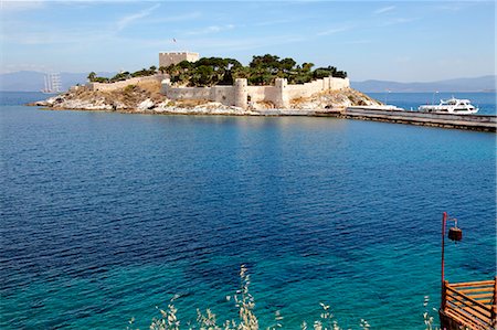 simsearch:877-08898173,k - Turkey, province of Aydin, Kusadasi, the fortress on Pigeon Island Stock Photo - Rights-Managed, Code: 877-08898175