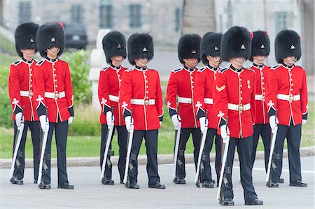 simsearch:841-06032209,k - Canada. Province of Quebec. Quebec town. The Citadel shelters the 22nd Royal Regiment, the only French-speaking regiment of Canada. The changing of the guard Photographie de stock - Rights-Managed, Code: 877-08898491