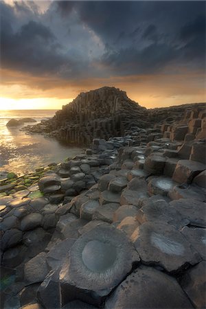 simsearch:6129-09044186,k - Giant's Causeway, County Antrim, Ulster region, northern Ireland, United Kingdom. Iconic basalt columns. Foto de stock - Con derechos protegidos, Código: 879-09020760