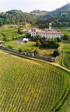 Panoramic of the historical monastery of Astino and green vineyards, Longuelo, Province of Bergamo, Lombardy, Italy, Europe Stock Photo - Rights-Managed, Code: 879-09021242