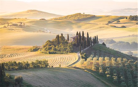 farmhouse landscape - Podere Belvedere, Val d'Orcia, Tuscany, Italy Stock Photo - Rights-Managed, Code: 879-09021369