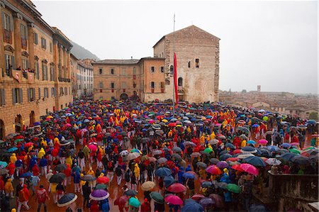 Europe,Italy,Umbria,Perugia district,Gubbio. The crowd and the Race of the Candles Stock Photo - Rights-Managed, Code: 879-09032877