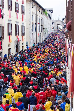 Europe,Italy,Umbria,Perugia district,Gubbio. The crowd and the Race of the Candles Stock Photo - Rights-Managed, Code: 879-09032888