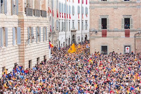 Europe,Italy,Umbria,Perugia district,Gubbio. The crowd and the Race of the Candles Stock Photo - Rights-Managed, Code: 879-09032926