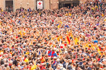 Europe,Italy,Umbria,Perugia district,Gubbio. The crowd and the Race of the Candles Stock Photo - Rights-Managed, Code: 879-09032921