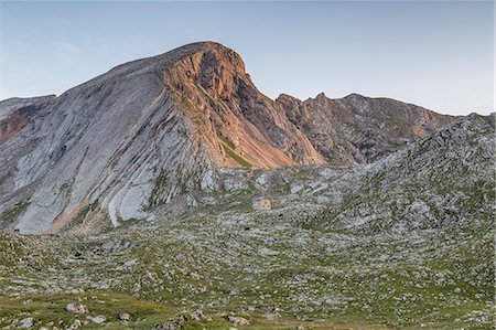 simsearch:879-09033587,k - View of mount Croda del Beco with Biella refuge at dawn,Cortina d'Ampezzo,Belluno district,Veneto,Italy,Europe Foto de stock - Direito Controlado, Número: 879-09033207