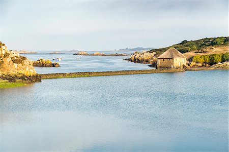 simsearch:879-09190989,k - Tide mill on Bréhat island, Côtes-d'Armor, Brittany, France. Stock Photo - Rights-Managed, Code: 879-09033305