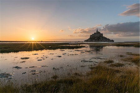 simsearch:879-09190977,k - Sunset light. Mont-Saint-Michel, Normandy, France. Stock Photo - Rights-Managed, Code: 879-09033310