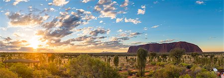 simsearch:862-03289178,k - Uluru (Ayers Rock), Uluru-Kata Tjuta National Park, Northern Territory, Central Australia, Australia. Stock Photo - Rights-Managed, Code: 879-09033523