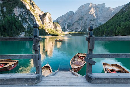 Lake Braies, Braies - Bolzano province , Trentino Alto Adige Italy Photographie de stock - Rights-Managed, Code: 879-09033748