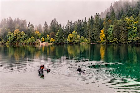 Italy, Trentino Alto Adige, Non valley, divers explore water of Tovel lake Photographie de stock - Rights-Managed, Code: 879-09043362