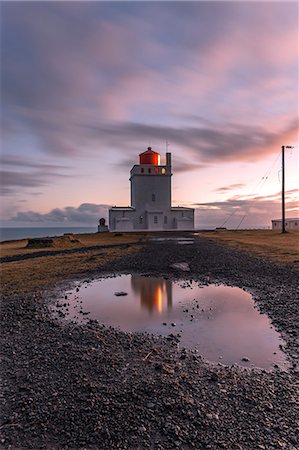 Dyrholaey lighthouse, Vik ì Myrdal, Iceland Photographie de stock - Rights-Managed, Code: 879-09043395