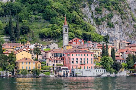 simsearch:862-08699419,k - The little town of Varenna, Lake Como, Lombardy, Italy. Foto de stock - Con derechos protegidos, Código: 879-09043417