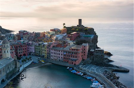 simsearch:6129-09057915,k - Vernazza, Cinque Terre natural park, province of La Spezia, Liguria, Italy. Stock Photo - Rights-Managed, Code: 879-09043793