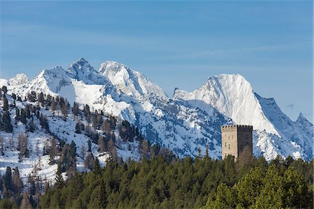 simsearch:6129-09058182,k - Belvedere tower framed by Piz Badile covered with snow Maloja Bondasca Valley Canton of Graubünden Engadine Switzerland Europe Foto de stock - Con derechos protegidos, Código: 879-09043941
