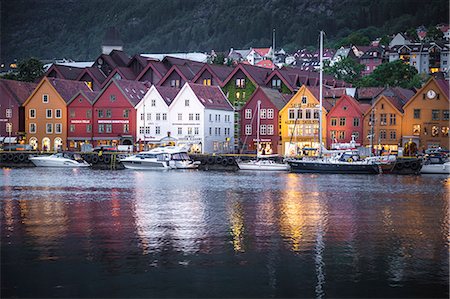 Bergen artistic quarter, Southern Norway Foto de stock - Con derechos protegidos, Código: 879-09043979