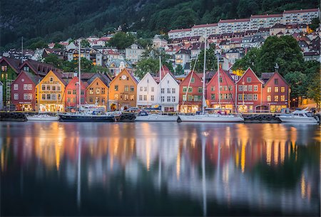 Bergen artistic quarter, Southern Norway Foto de stock - Con derechos protegidos, Código: 879-09043981