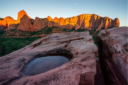 red rocks - Sunset at Kolob Canyons, Zion National Park, Springdale, Utah, Usa Photographie de stock - Rights-Managed, Code: 879-09099939