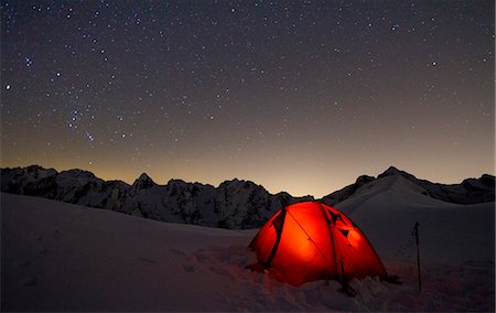 simsearch:879-09034075,k - Winter night in a tent under the stars in the Orobie alps. Valtellina, Italy, Europe Photographie de stock - Rights-Managed, Code: 879-09100325