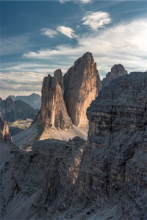 simsearch:6129-09086830,k - Sesto / Sexten, province of Bolzano, Dolomites, South Tyrol, Italy. Sunset at the Three Peaks of Lavaredo Photographie de stock - Rights-Managed, Code: 879-09100636