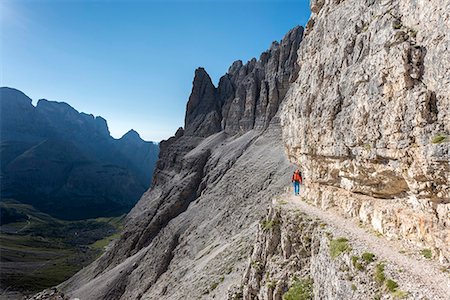 simsearch:6129-09086922,k - Sesto / Sexten, province of Bolzano, Dolomites, South Tyrol, Italy. Climber on the via ferrata "Passaporto" at the Mount Paterno Photographie de stock - Rights-Managed, Code: 879-09100647