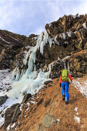 province of sondrio - Mountaineer at the Specchi icefall (Cascata degli Specchi), Malenco Valley, Valtellina, Lombardy, province of Sondrio, Italy Stock Photo - Rights-Managed, Code: 879-09100827