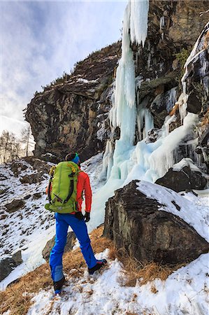 provincia di sondrio - Mountaineer at the Specchi icefall (Cascata degli Specchi), Malenco Valley, Valtellina, Lombardy, province of Sondrio, Italy Fotografie stock - Rights-Managed, Codice: 879-09100828