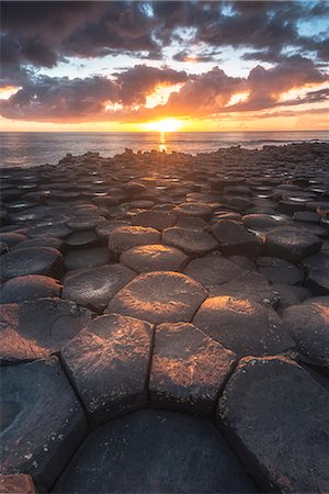 simsearch:879-09020805,k - Giant's Causeway, County Antrim, Ulster region, northern Ireland, United Kingdom. Iconic basalt columns. Stock Photo - Rights-Managed, Code: 879-09128818