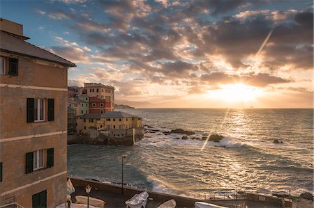 simsearch:6129-09057605,k - Sunset at Boccadasse, province of genoa, liguria, italy Photographie de stock - Rights-Managed, Code: 879-09128996
