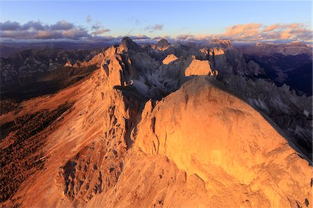 simsearch:879-09034096,k - Aerial view of Roda Di Vael at sunset, Catinaccio Group (Rosengarten), Dolomites, South Tyrol, Italy Stock Photo - Rights-Managed, Code: 879-09129233